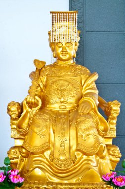 Altın Çin tanrısı Guan Im pavyonu, Tayland.