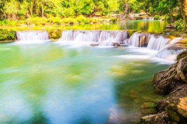 Waterfalll Num Tok Chet Sao Noi Milli Parkı, Tayland at