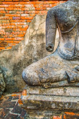 Chaiwathanaram Tapınağı, Tayland 'da antik Buda heykeli