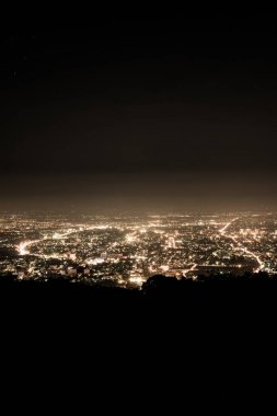 Tayland 'ın Chiangmai eyaletinin gece manzarası..