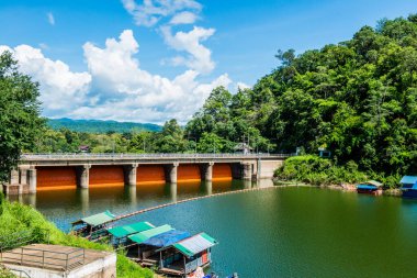Manzaralı Kio Lom Barajı, Tayland