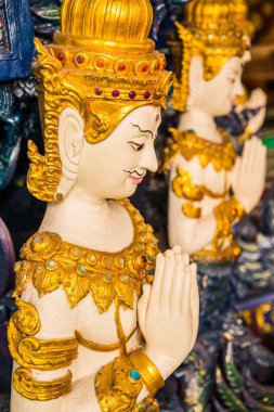 Tayland stili melek Rong Sua 'da. Tayland, 10 tapınağı..