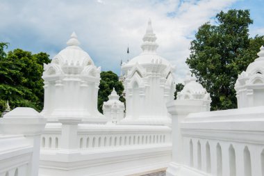 Pagoda veya Chedi, Suan Dok Tapınağı, Tayland