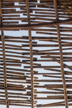 Bambu rendeliyor mavi gökyüzü, Tayland.