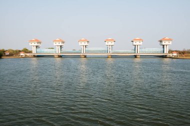 Tayland, Chaochoengsao Eyaleti 'ndeki Bangpakong Su Kapısı