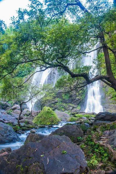 Ulusal Park, Tayland 'da Klonglan Şelalesi.