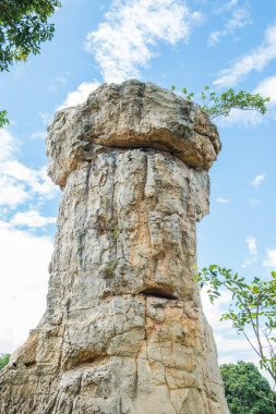 Mor Hin Khao 'da Kum Taşı Yaklaş veya Tayland Style Stone Henge, Tayland