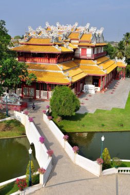 Çin tarzı Wehart Chamrunt mimarisi Bang Pa-In Kraliyet Sarayı, Tayland.
