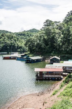 Manzaralı Kio Lom Barajı, Tayland