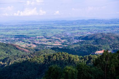 KM 12 'den bakıldığında dağ manzarası, Chiang Rai vilayeti.
