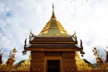 Chiangmai bölgesindeki Phrathat Doi Suthep tapınağı, Tayland.