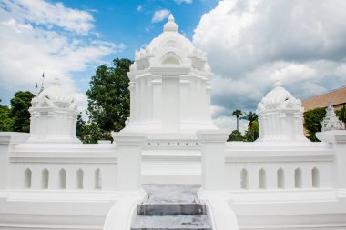 Pagoda veya Chedi, Suan Dok Tapınağı, Tayland