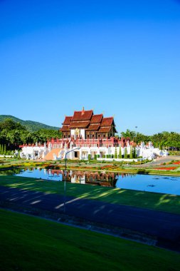Chiang Mai ilindeki Kraliyet Pavyonu veya Hor Kham Luang Binası, Tayland.