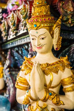 Tayland stili melek Rong Sua 'da. Tayland, 10 tapınağı..