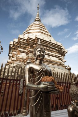 Chiangmai bölgesindeki Phrathat Doi Suthep tapınağı, Tayland.