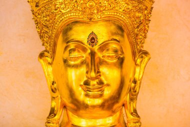 Yüz altın buddha heykel, Tayland