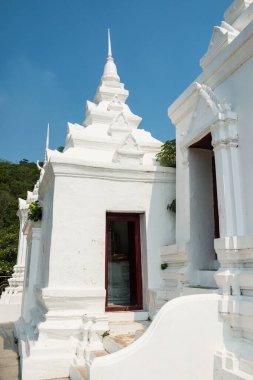 Phra Phutthabat tapınağındaki güzel stupa, Tayland