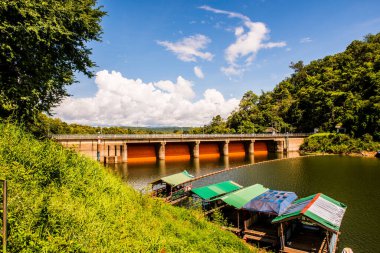 Manzaralı Kio Lom Barajı, Tayland
