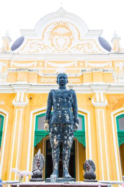 İfade Abhaibhubate heykeli, Prachinburi 'deki eski heykel, Tayland