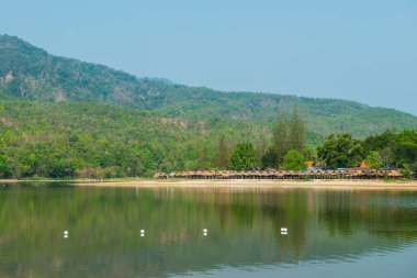 Tayland 'ın Chiangmai ilindeki Huay Tueng Tao Gölü manzarası.