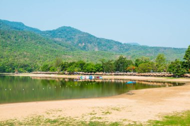 Tayland 'ın Chiangmai ilindeki Huay Tueng Tao Gölü manzarası.