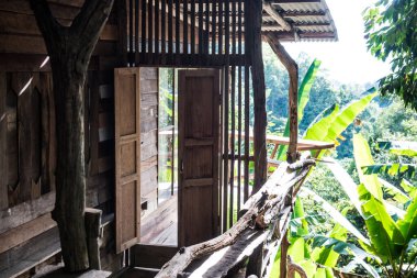 Tayland 'daki yerel bir evin bir parçası..