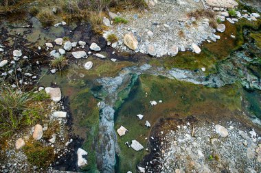 Tayland 'ın Chiang Mai eyaletinde Thephanom kaplıcalarının suyu akıyor..