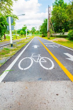 Tayland 'da bisiklet yolu..