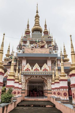 Tayland 'daki Huai Sai Khao Tapınağı' ndaki güzel bina..