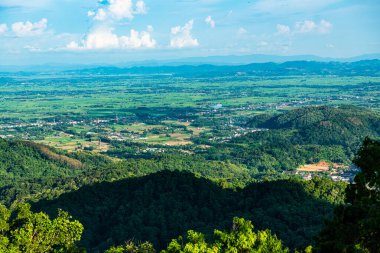 KM 12 'den bakıldığında dağ manzarası, Chiang Rai vilayeti.