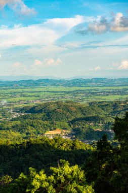 KM 12 'den bakıldığında dağ manzarası, Chiang Rai vilayeti.