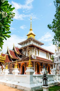 Chiangmai, Tayland 'daki Darabhirom Ormanı Manastırı' ndan Phra Chao Than Jai Mondop.