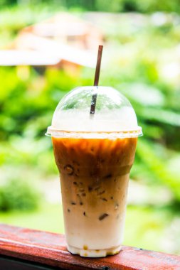 Plastik Bardakta Buzlu Latte Kahve, Tayland.