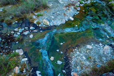 Tayland 'ın Chiang Mai eyaletinde Thephanom kaplıcalarının suyu akıyor..