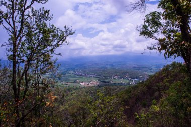 Tayland 'ın Lampang eyaletindeki Pan şehrinin en iyi manzarası