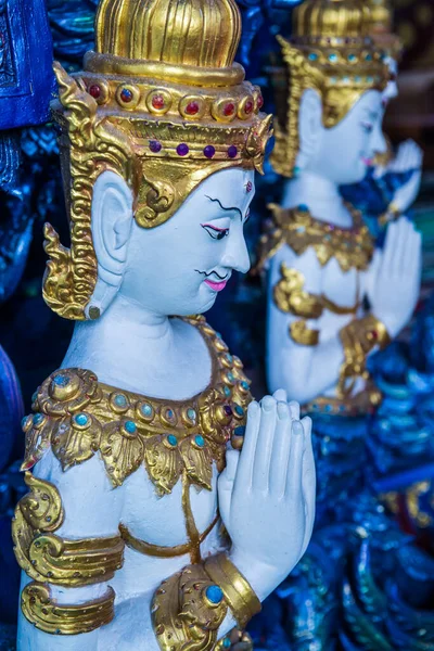 Tayland stili melek Rong Sua 'da. Tayland, 10 tapınağı..