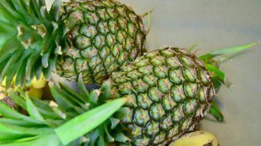 4K ananas ve muz videosu.