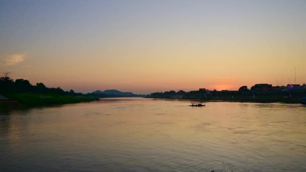 Origem Rio Chao Phraya Durante Pôr Sol Província Nakhon Sawan — Vídeo de Stock