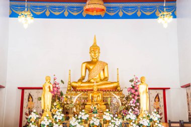 Nakhonsawan, Tayland 'da Altın Buda Heykeli veya Luang Phor Sri Sawan.