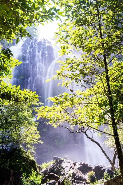 Ulusal Park, Tayland 'da Klonglan Şelalesi.