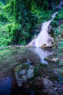 Phayao Eyaleti, Tayland, tan Tong şelale