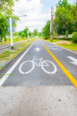 Tayland 'da bisiklet yolu..