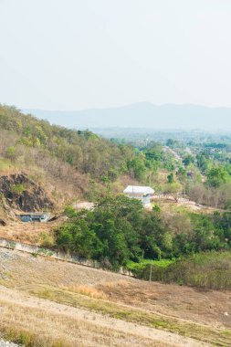 Mae Ngat Somboon Barajı, Tayland Yolu.