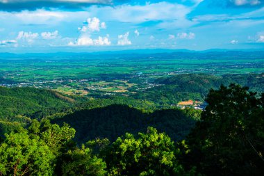 KM 12 'den bakıldığında dağ manzarası, Chiang Rai vilayeti.