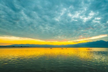 Kwan Phayao, Tayland 'da gün batımı.