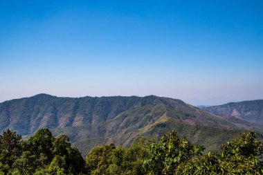 Doi Phu Kha 'nın Tayland' daki dağ manzarası.