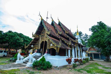 Tayland Phuttha Eoen Tapınağı 'ndaki Lanna tarzı kilise..