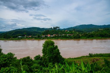 Mekong nehrinin doğal manzarası, Tayland.
