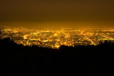 Tayland 'ın Chiangmai eyaletinin gece manzarası..