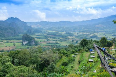 Phayao Eyaleti Phu Langka Bakış Alanı Dağ Manzarası.